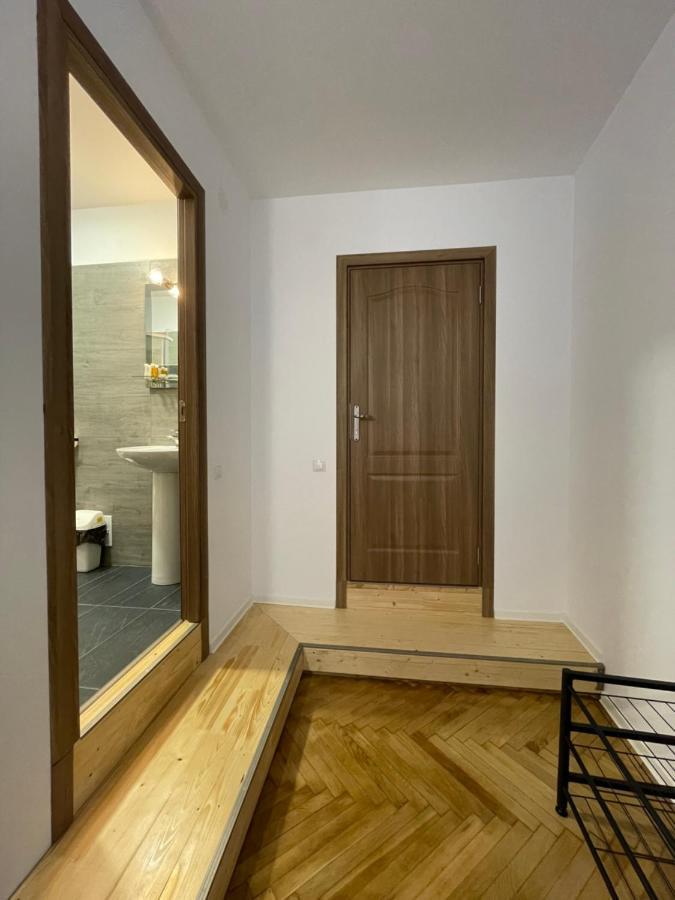 Schei Central Studios In The Heart Of Braşov Eksteriør bilde