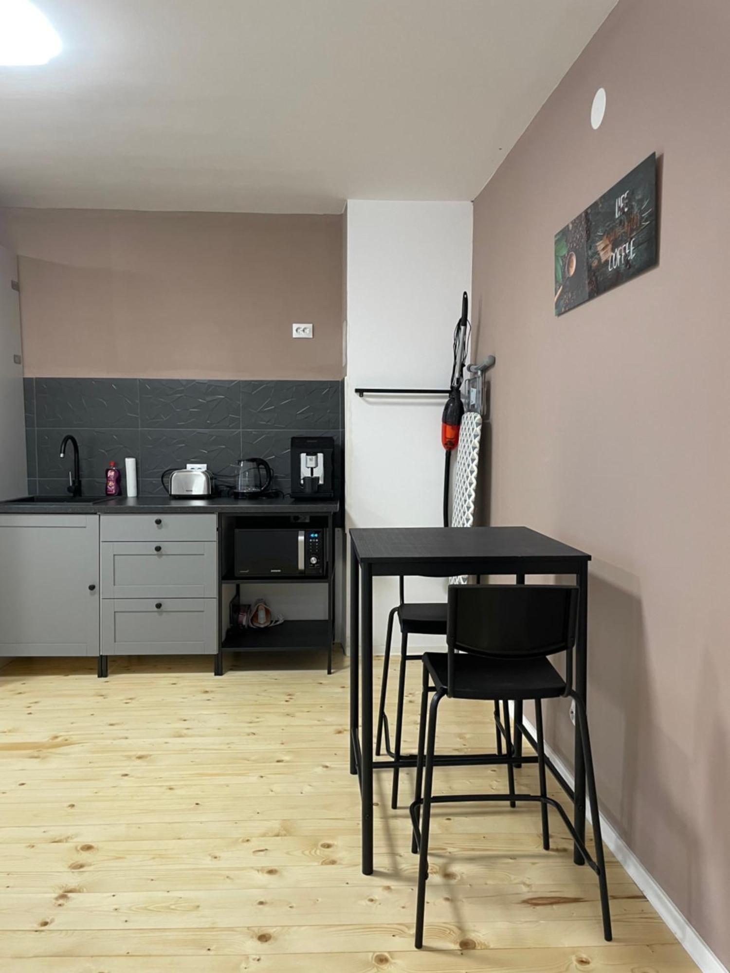 Schei Central Studios In The Heart Of Braşov Eksteriør bilde